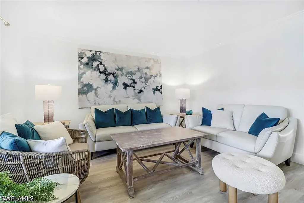 3000 Gulf Shore Boulevard N Naples FL 34103