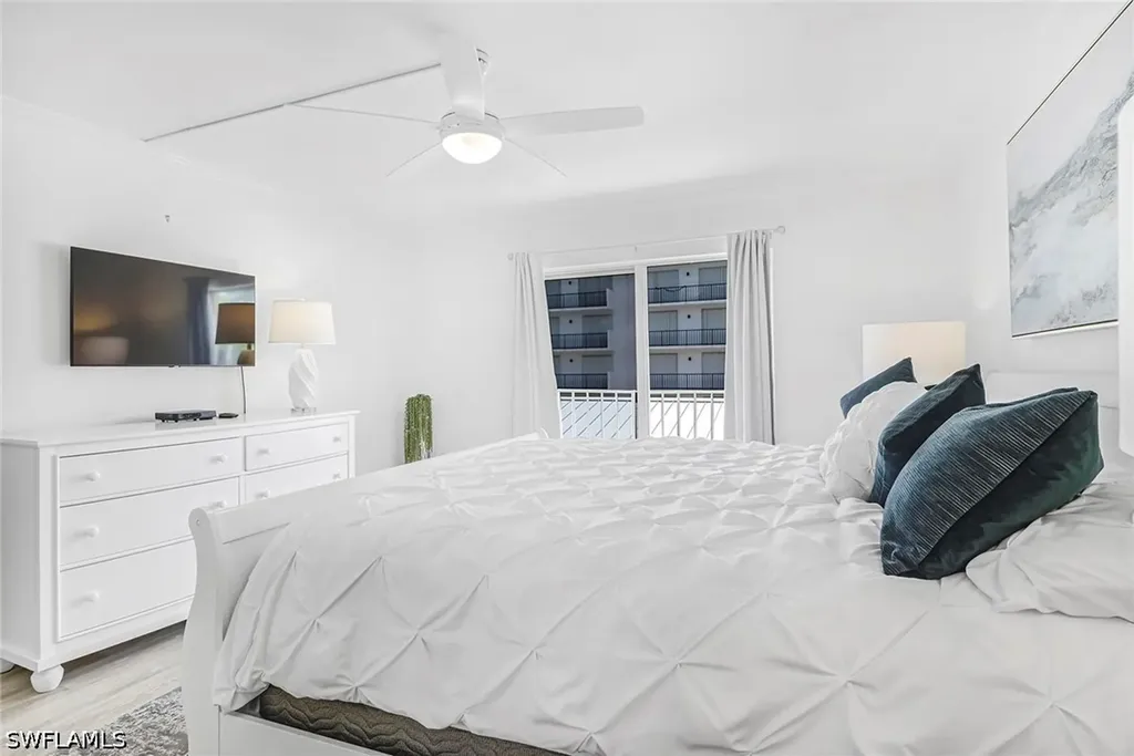 3000 Gulf Shore Boulevard N Naples FL 34103