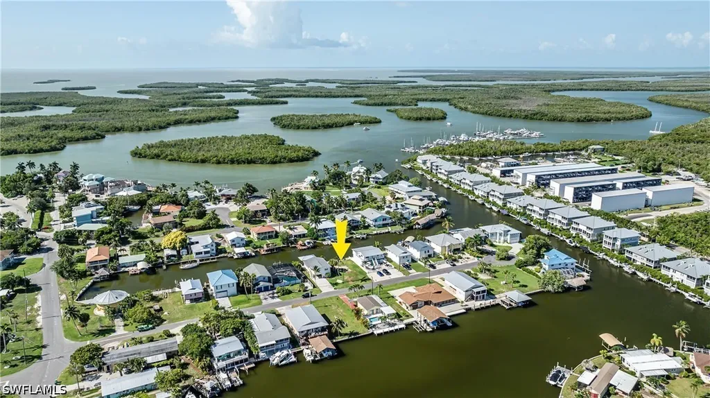 574 Coconut Avenue S Goodland FL 34140