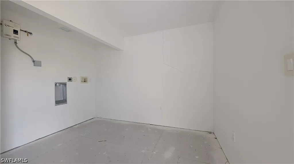 2915 2nd Street SW Lehigh Acres FL 33976