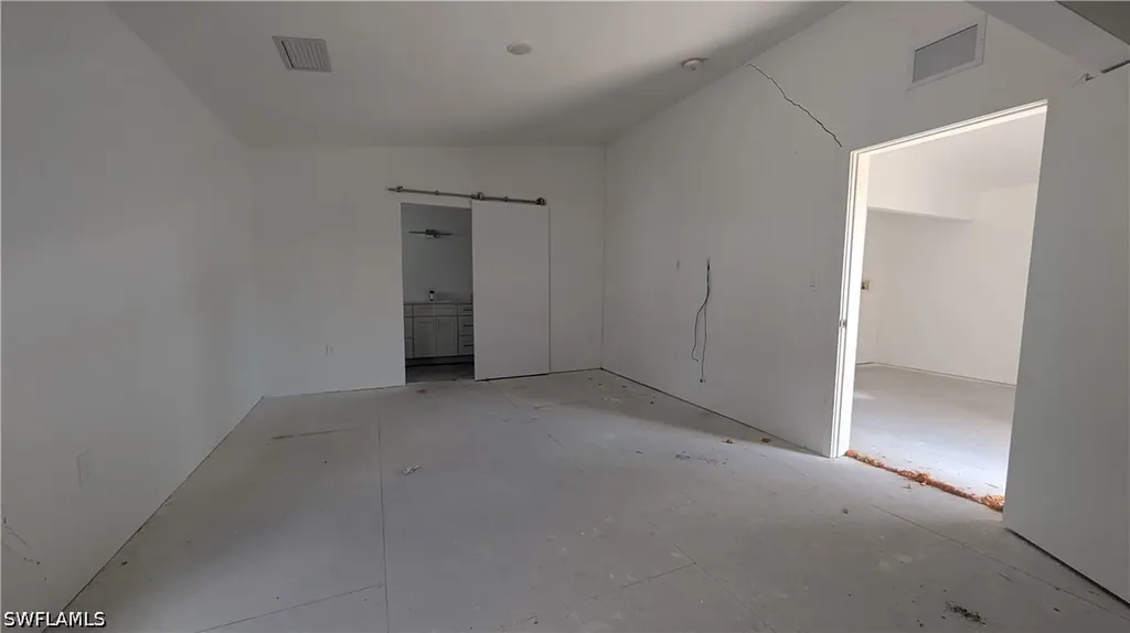 2915 2nd Street SW Lehigh Acres FL 33976