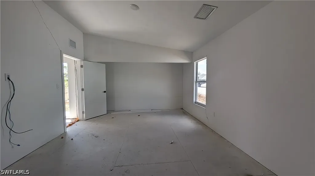 2915 2nd Street SW Lehigh Acres FL 33976