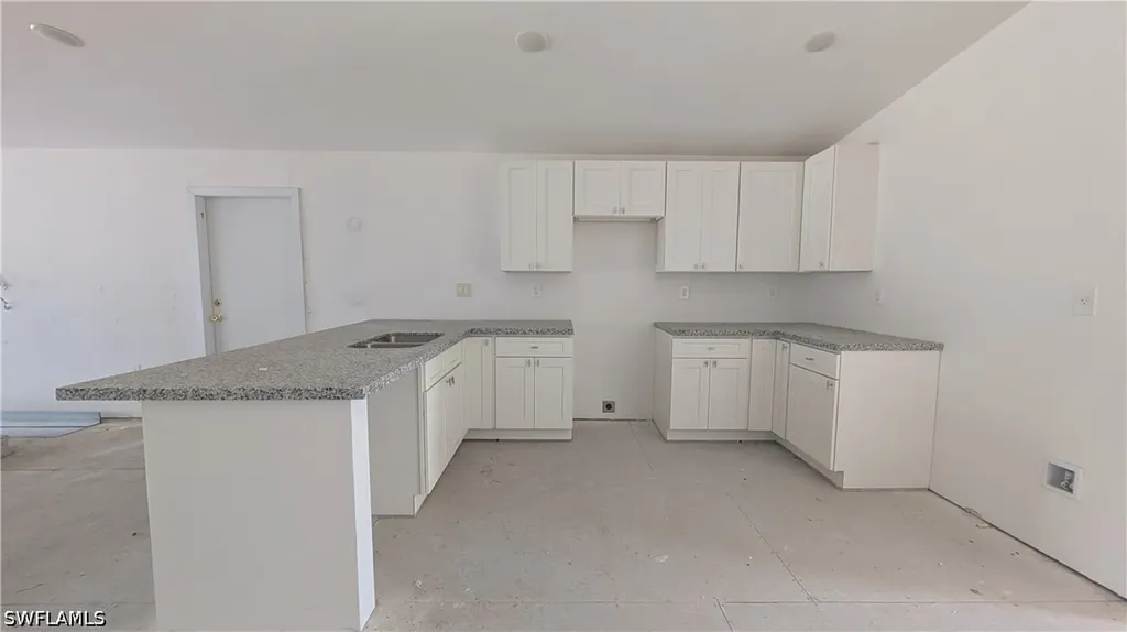 2915 2nd Street SW Lehigh Acres FL 33976
