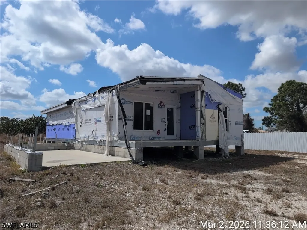 2915 2nd Street SW Lehigh Acres FL 33976
