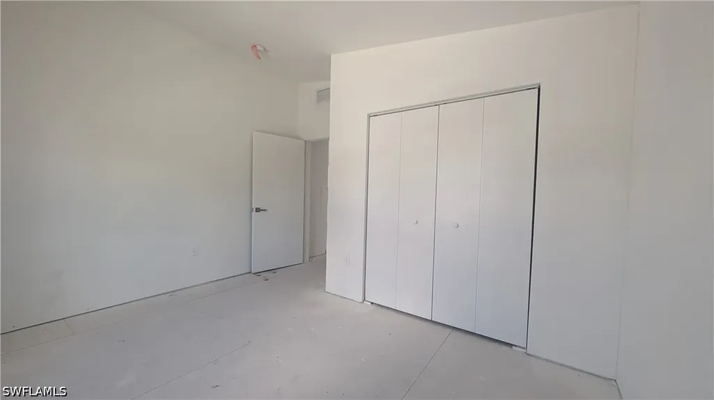 2915 2nd Street SW Lehigh Acres FL 33976