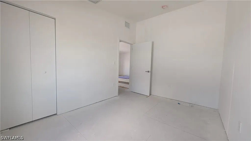 2915 2nd Street SW Lehigh Acres FL 33976