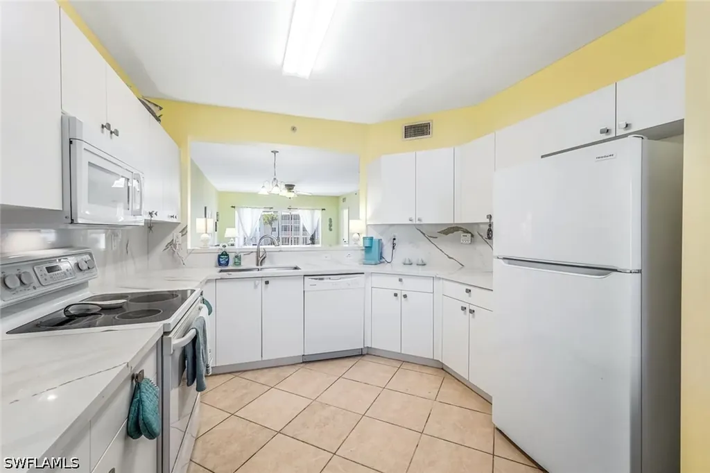 7822 Great Heron Way Naples FL 34104