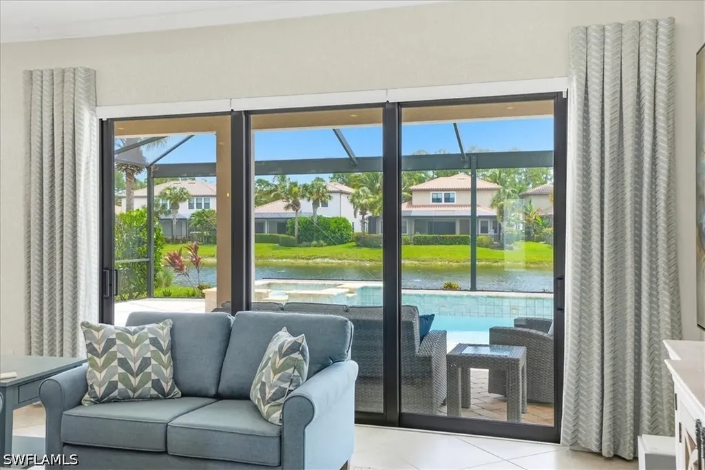 4559 Tamarind Way Naples FL 34119