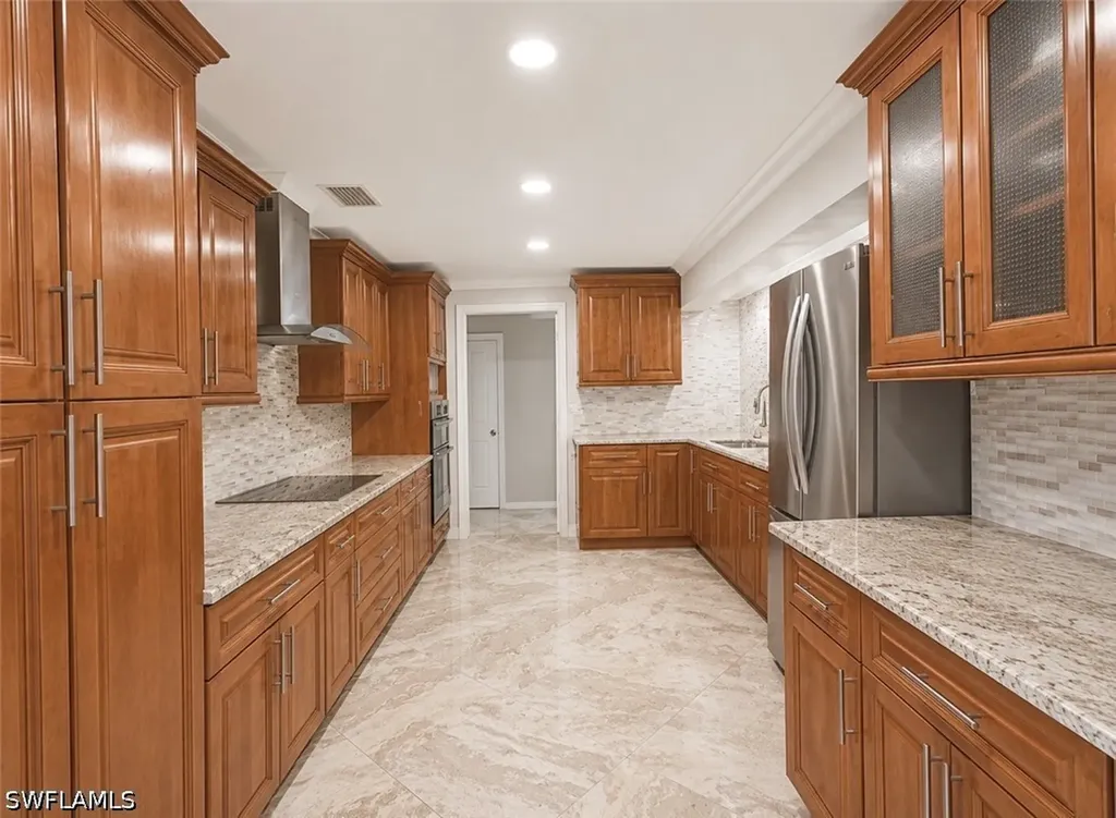 565 6th Street SE Naples FL 34117