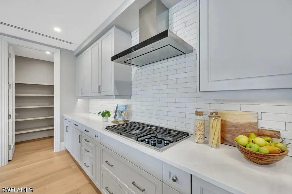 1130 3rd Avenue S Naples FL 34102