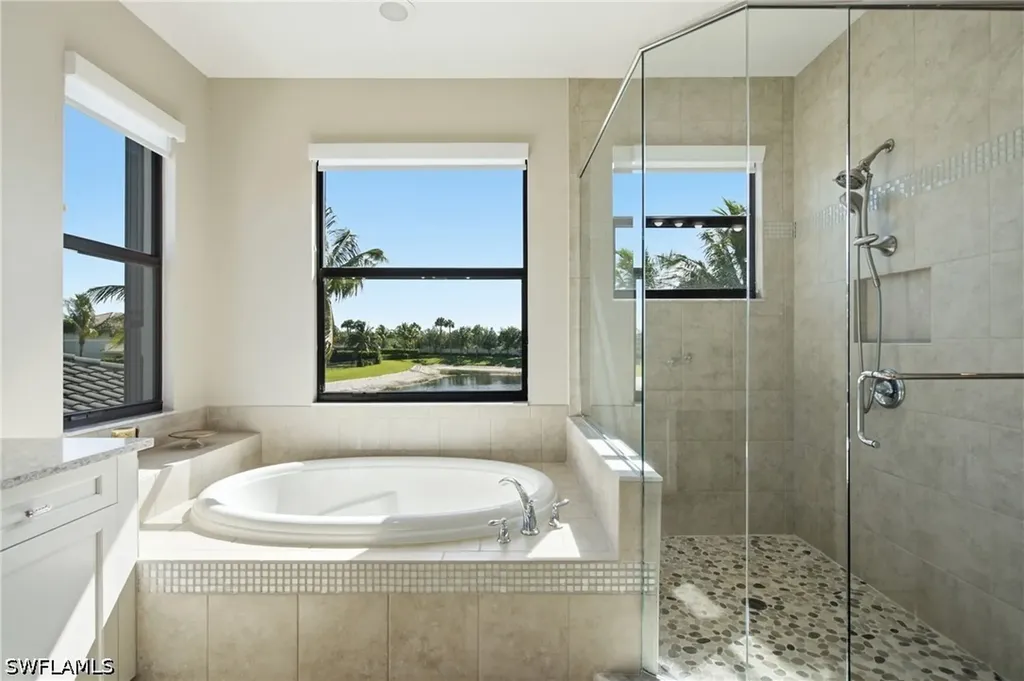 4204 Siderno Court Naples FL 34119
