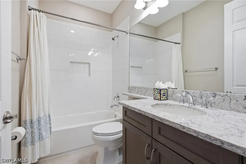 4204 Siderno Court Naples FL 34119