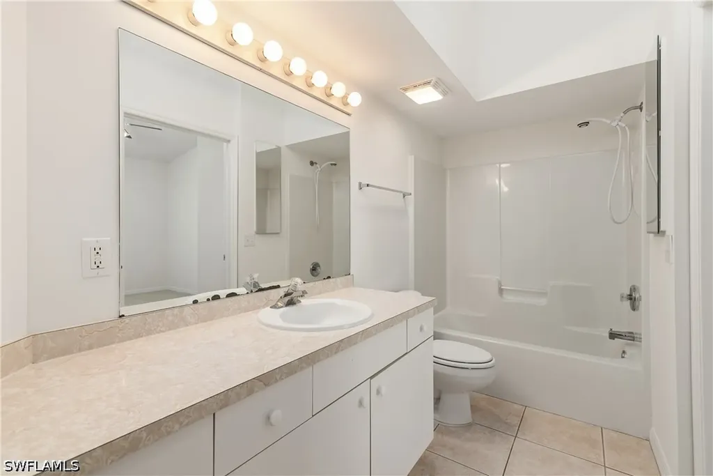 25761 Lake Amelia Way Bonita Springs FL 34135