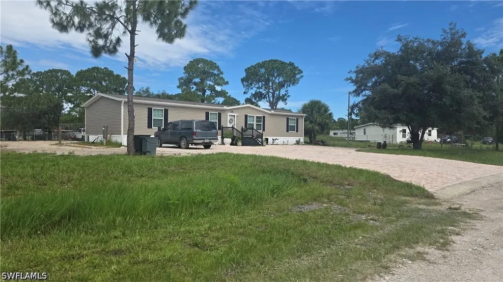 220 S Kennel Street Clewiston FL 33440