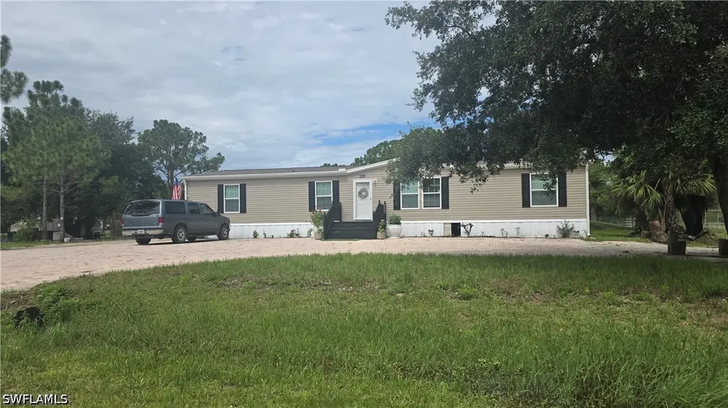 220 S Kennel Street Clewiston FL 33440