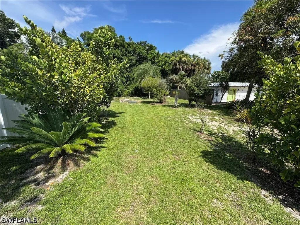 27261 Shriver Avenue Bonita Springs FL 34135