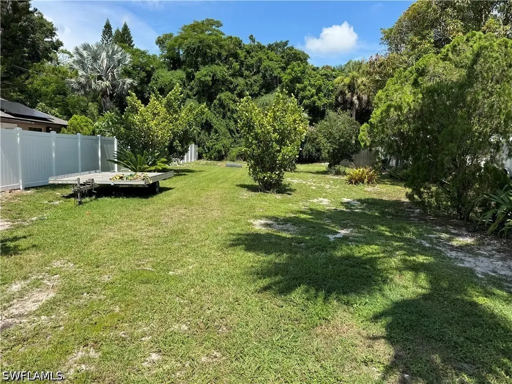 27261 Shriver Avenue Bonita Springs FL 34135