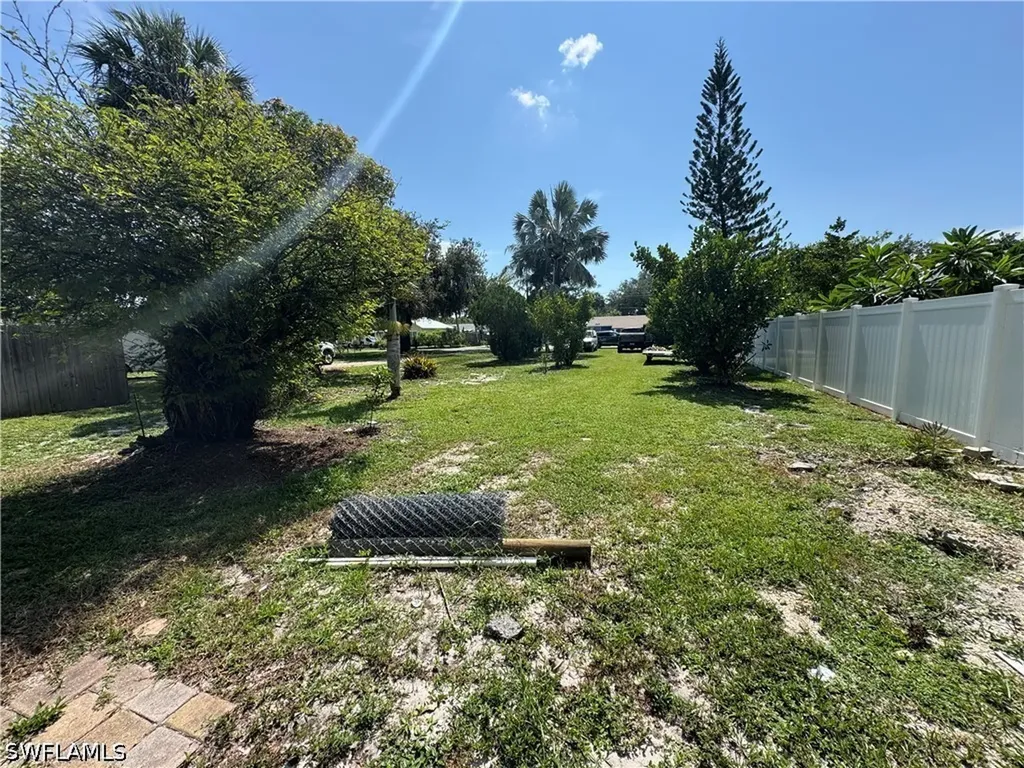 27261 Shriver Avenue Bonita Springs FL 34135