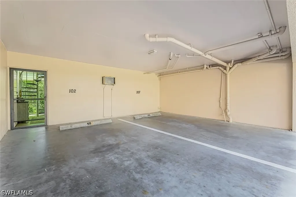 807 River Point Drive Naples FL 34102