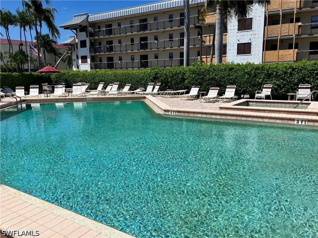 807 River Point Drive Naples FL 34102