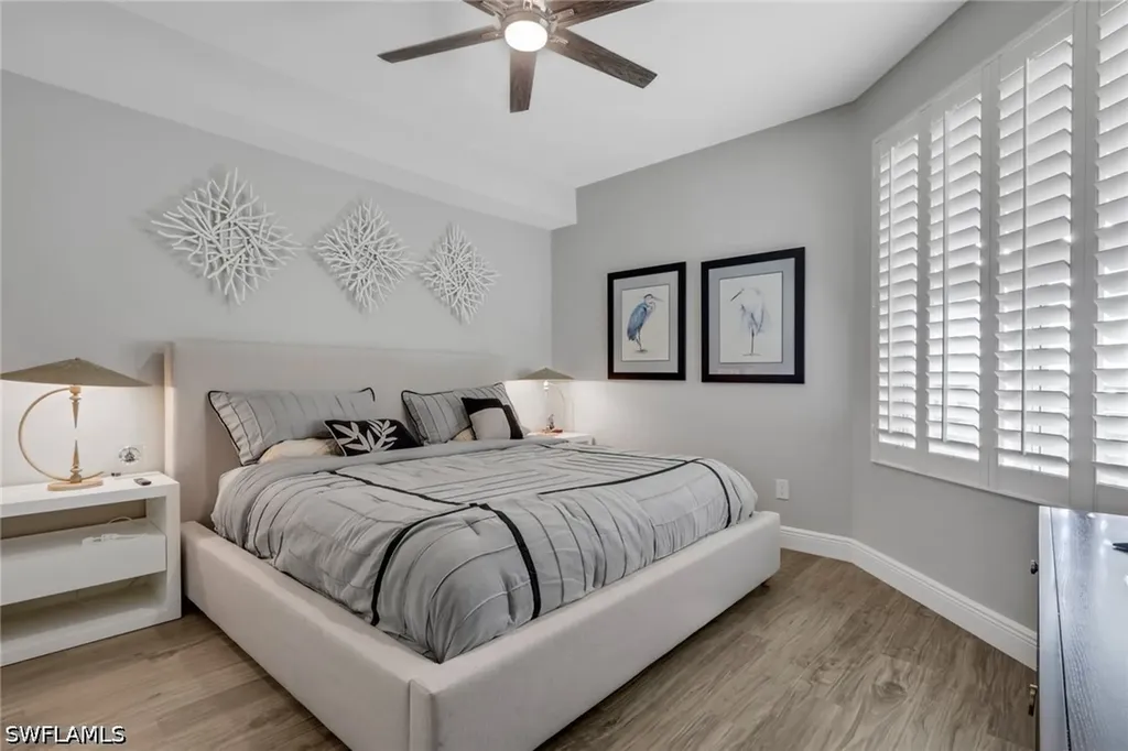 420 Cove Tower Drive Naples FL 34110