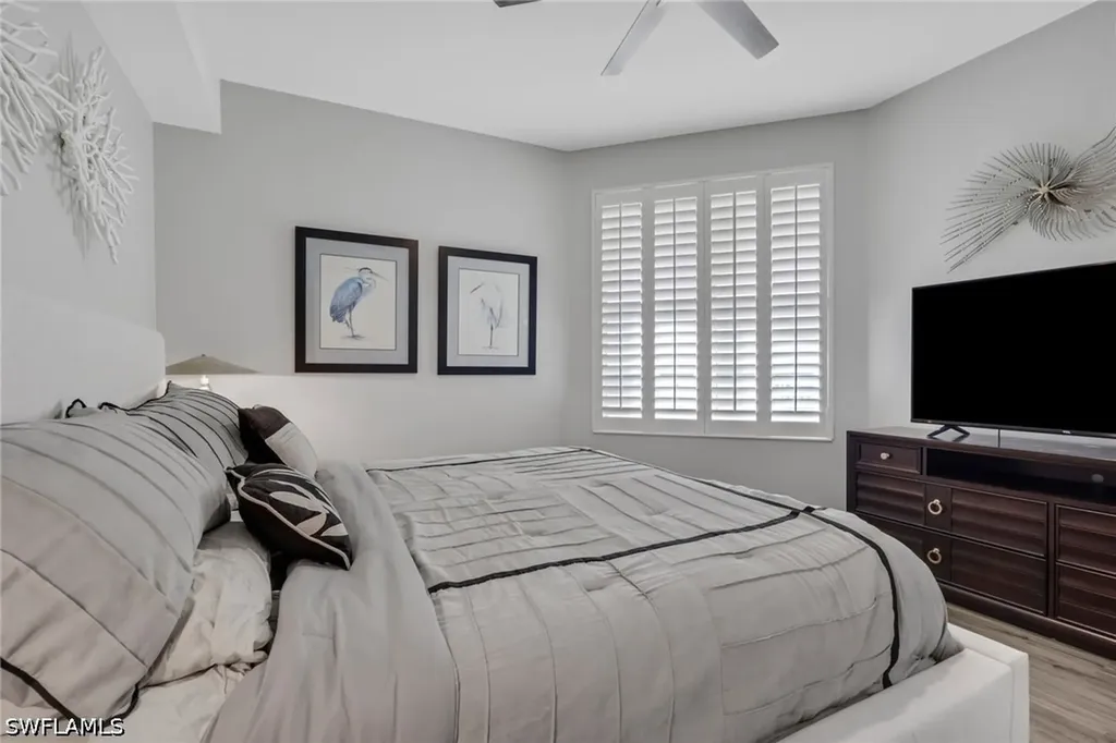 420 Cove Tower Drive Naples FL 34110