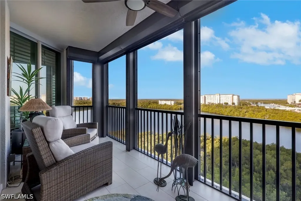 420 Cove Tower Drive Naples FL 34110