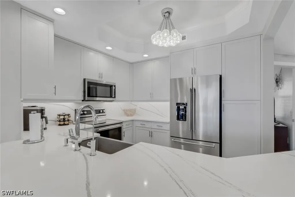 420 Cove Tower Drive Naples FL 34110