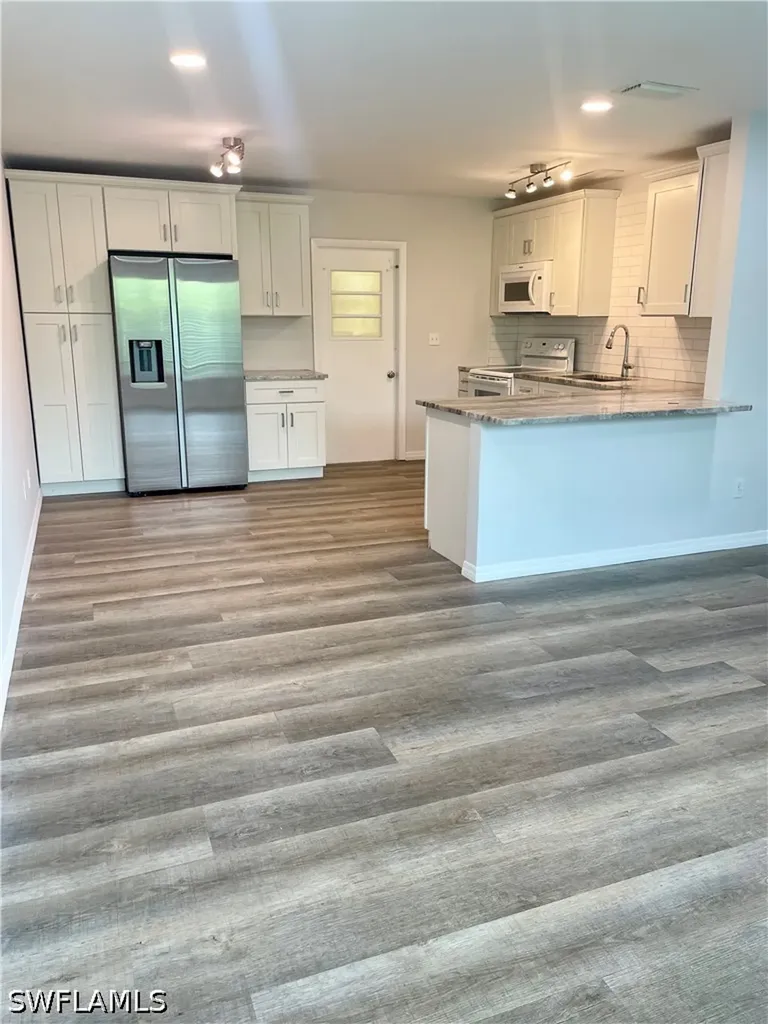 3183 Poinciana Drive Naples FL 34105