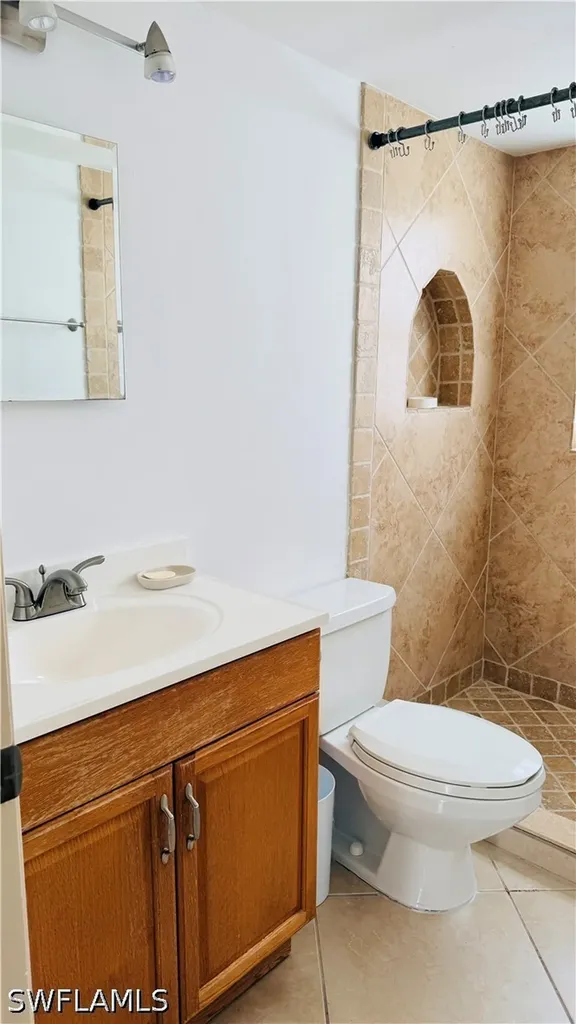 3250 10th Street N Naples FL 34103