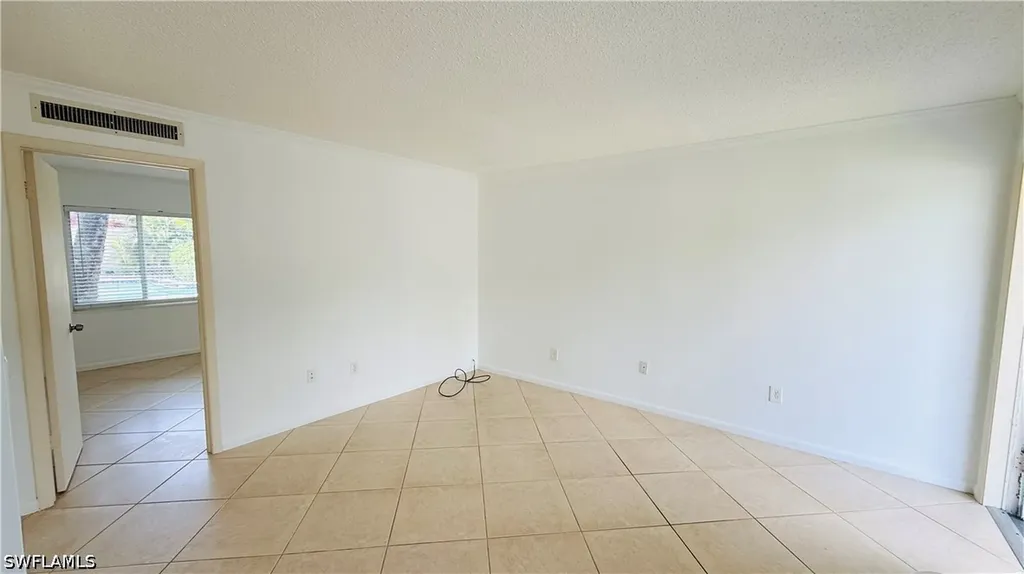 3250 10th Street N Naples FL 34103