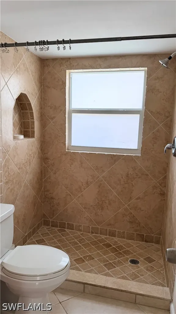 3250 10th Street N Naples FL 34103
