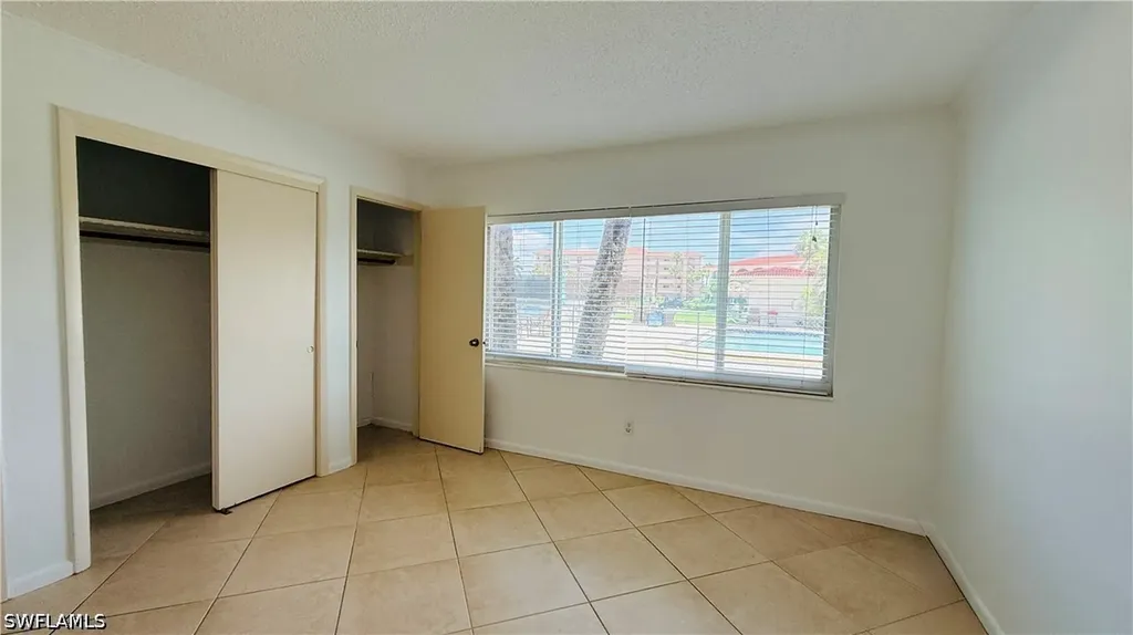 3250 10th Street N Naples FL 34103