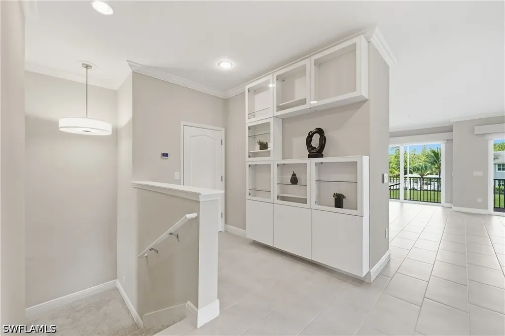 6966 Avalon Circle Naples FL 34112