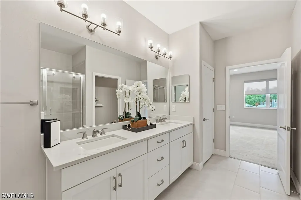 6966 Avalon Circle Naples FL 34112