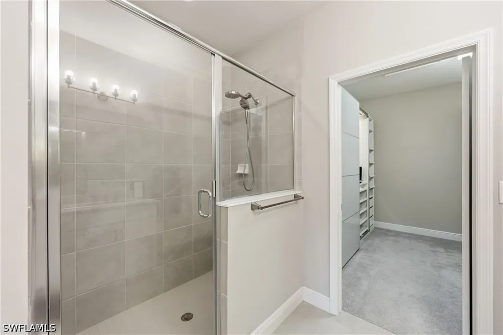 6966 Avalon Circle Naples FL 34112