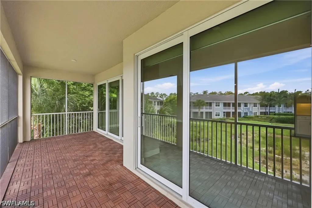 6966 Avalon Circle Naples FL 34112