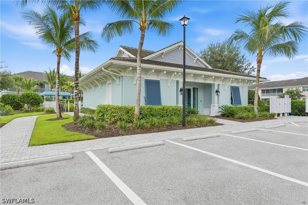 6966 Avalon Circle Naples FL 34112