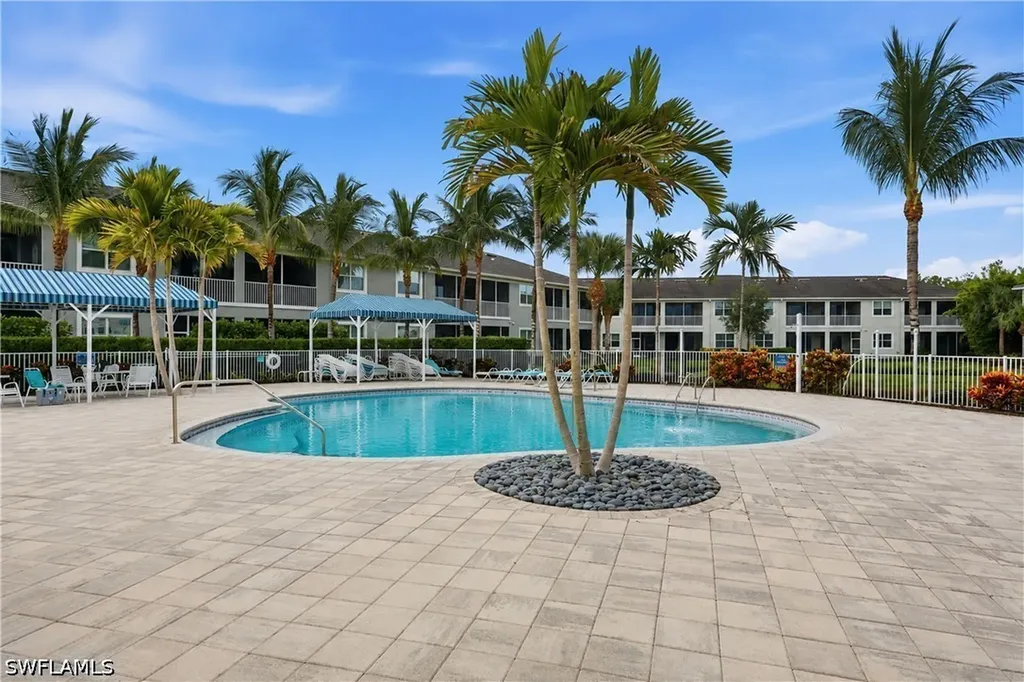 6966 Avalon Circle Naples FL 34112