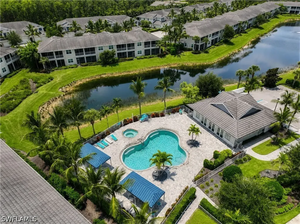 6966 Avalon Circle Naples FL 34112