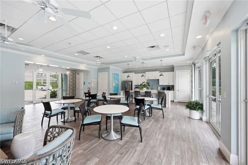 6966 Avalon Circle Naples FL 34112