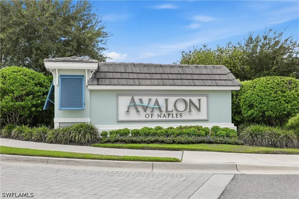 6966 Avalon Circle Naples FL 34112