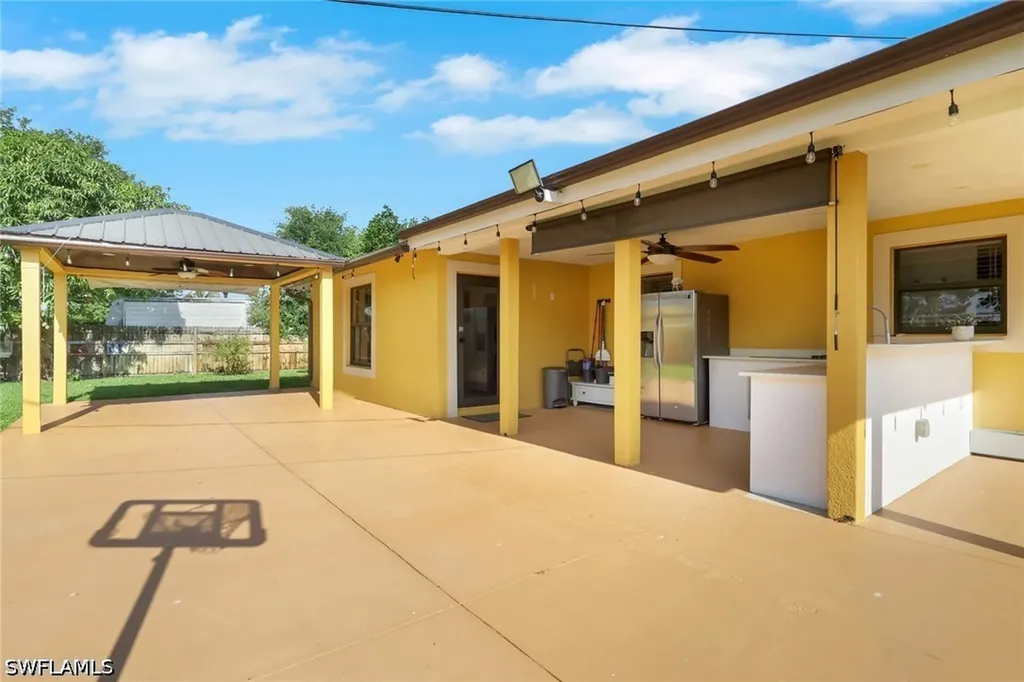 4500 28th Avenue SW Naples FL 34116