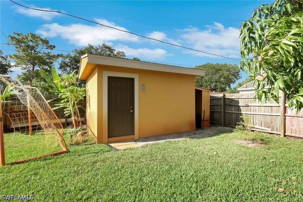 4500 28th Avenue SW Naples FL 34116