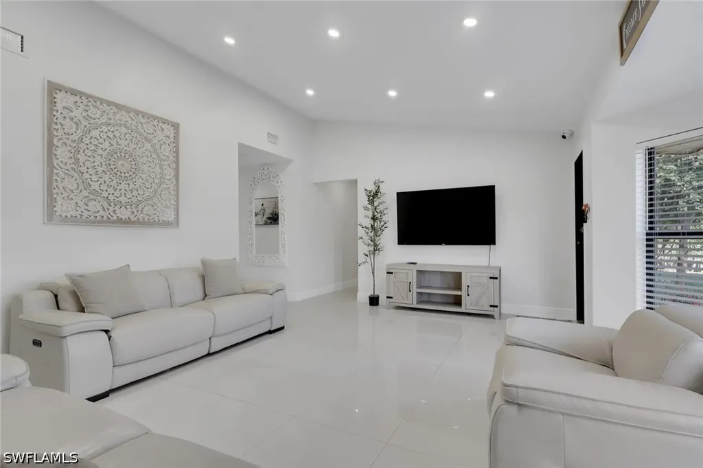 4500 28th Avenue SW Naples FL 34116