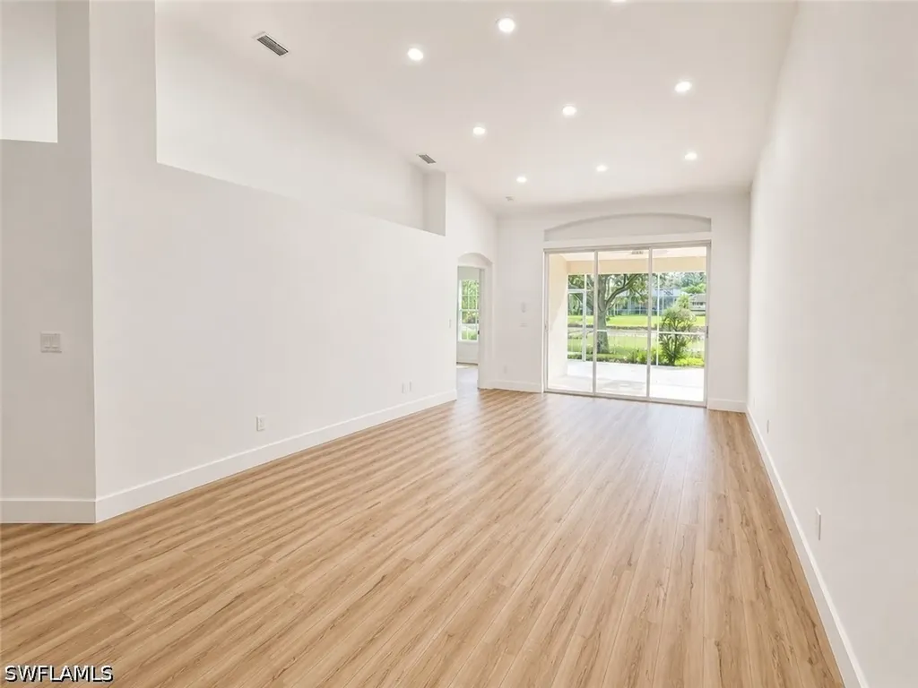 8204 Ibis Cove Circle Naples FL 34119