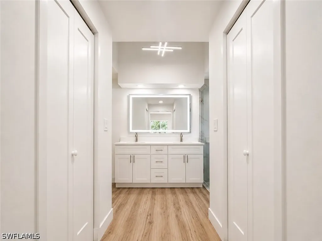 8204 Ibis Cove Circle Naples FL 34119