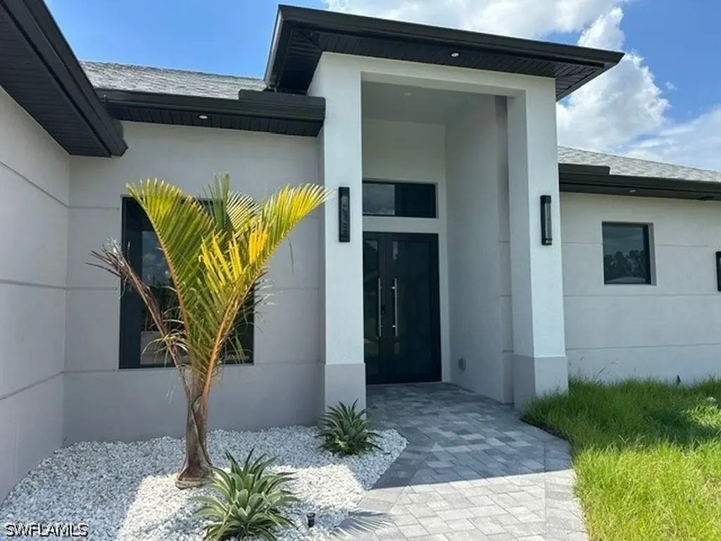 1123 Cariston Avenue Lehigh Acres FL 33971