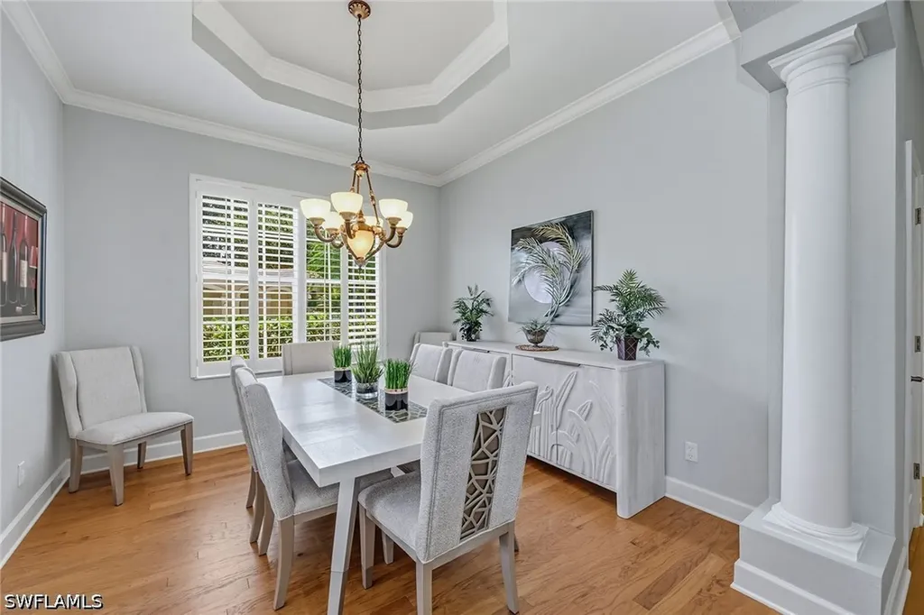 2325 Island Cove Circle Naples FL 34109