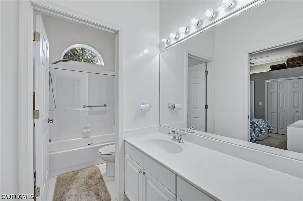 2325 Island Cove Circle Naples FL 34109